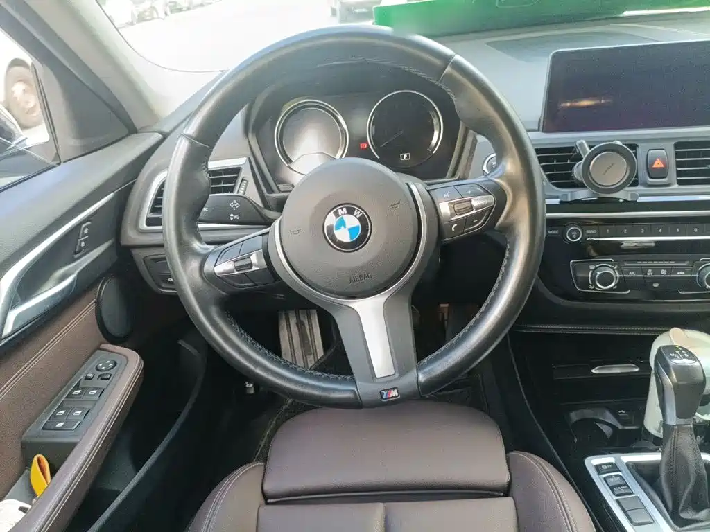 BMW 1 Series — миниатюра 11