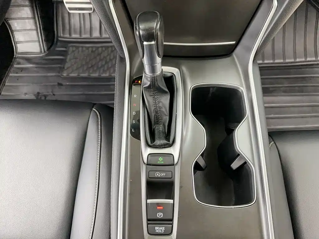 Honda Accord 2022 260TURBO Luxury