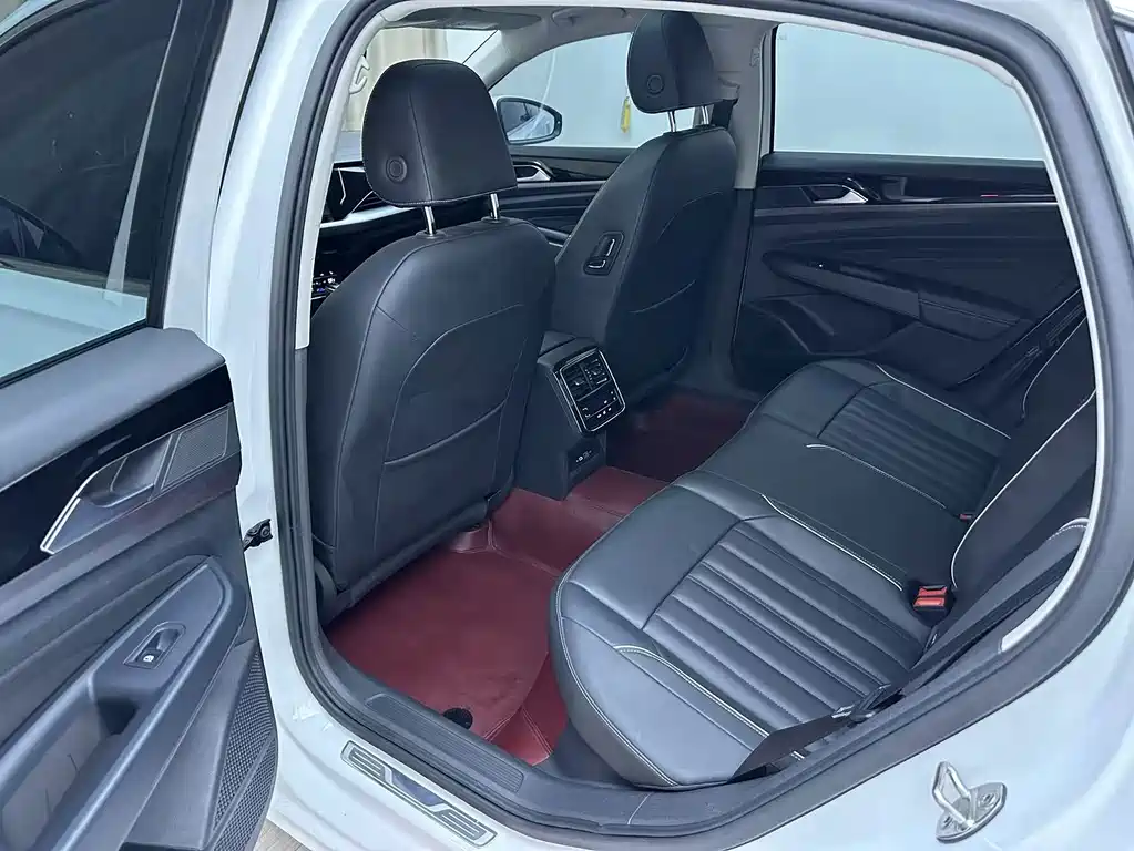 Volkswagen Passat — миниатюра 19