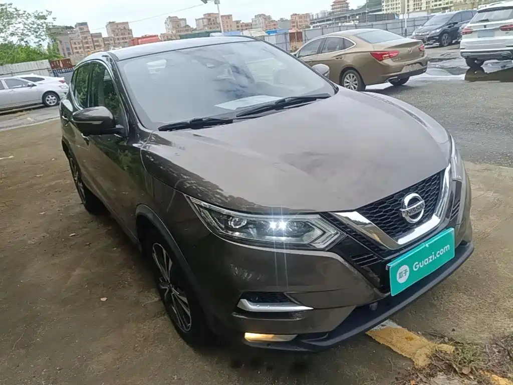 Nissan Qashqai — миниатюра 4