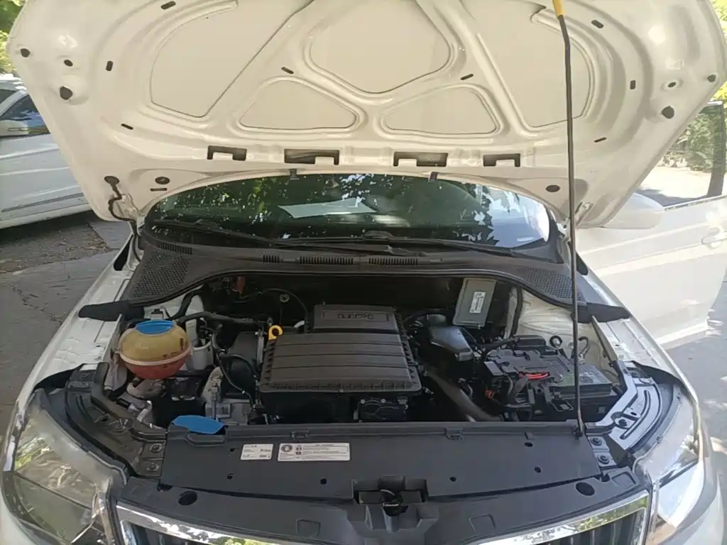 Skoda Rapid Spaceback — миниатюра 20