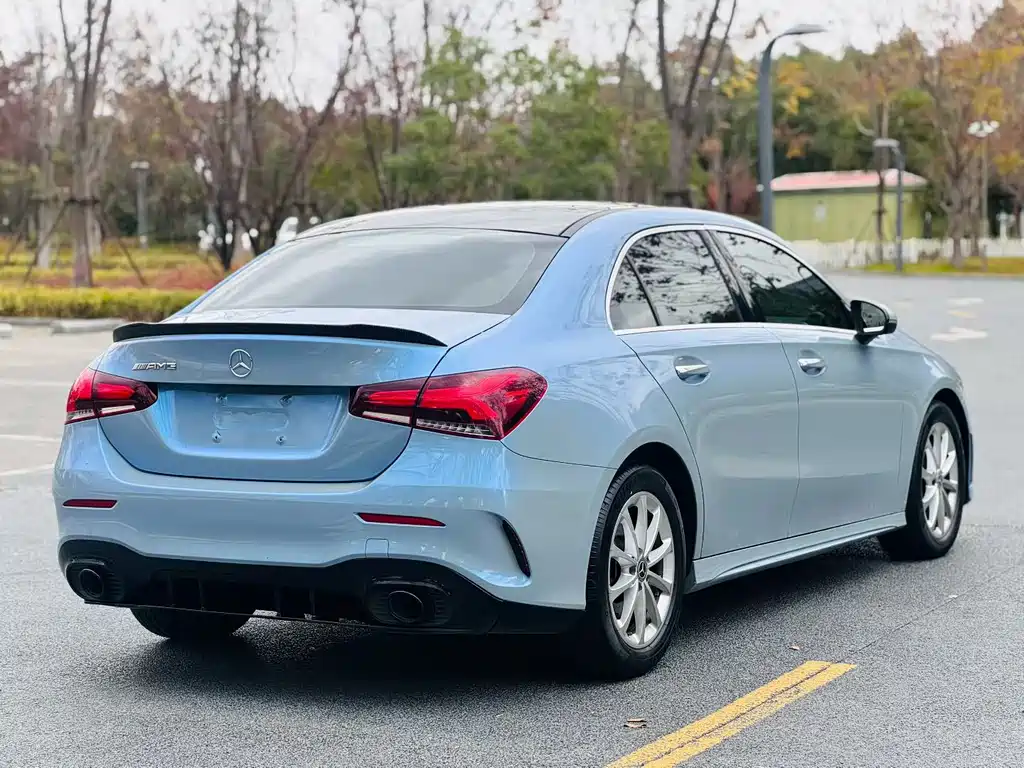 MERCEDES-BENZ A CLASS