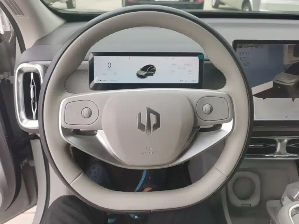 Leapmotor Leapmotor B10 — миниатюра 11