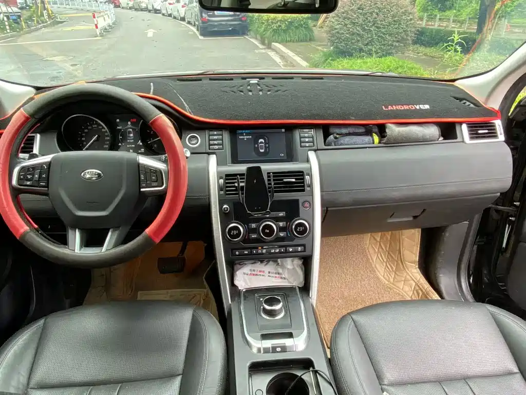 Land Rover Discovery Sport — миниатюра 5