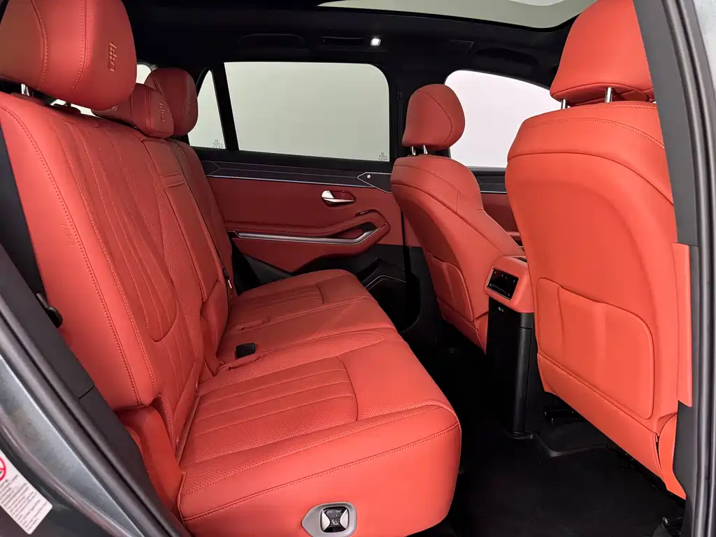 BYD Tang L — миниатюра 13
