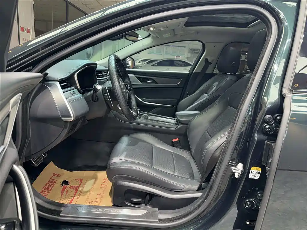 Jaguar XFL 2021 XFL 2.0T P200 Elite Luxury