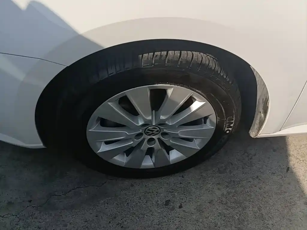 Volkswagen Lavida — миниатюра 23