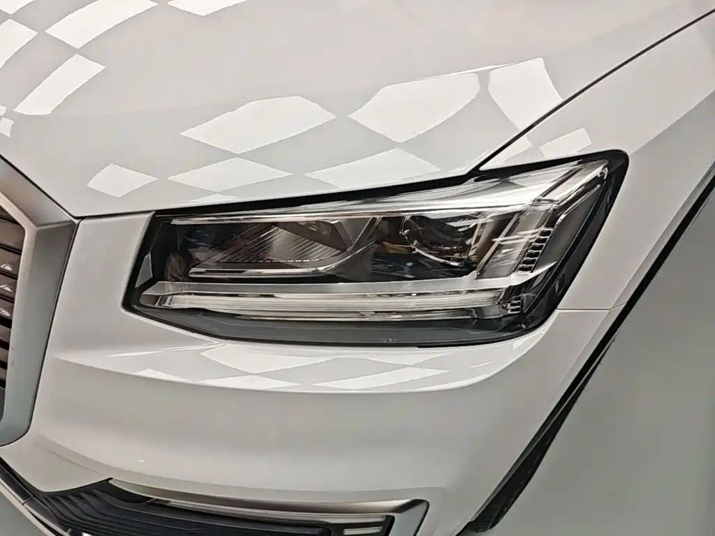 Audi Q2L e-tron — миниатюра 24