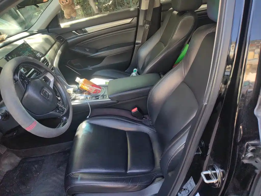 Honda Accord — миниатюра 16
