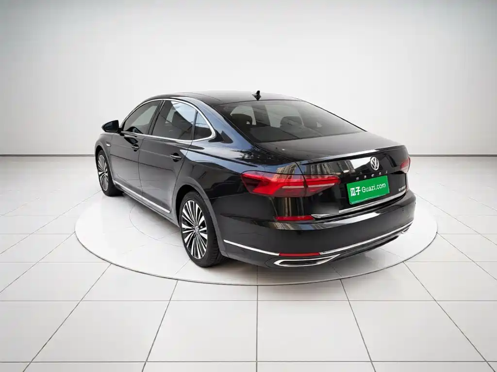 Volkswagen Passat — миниатюра 4