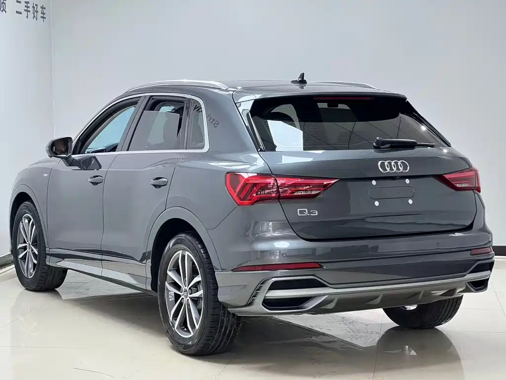 Audi Q3 2023 35 TFSI (1.4T)
