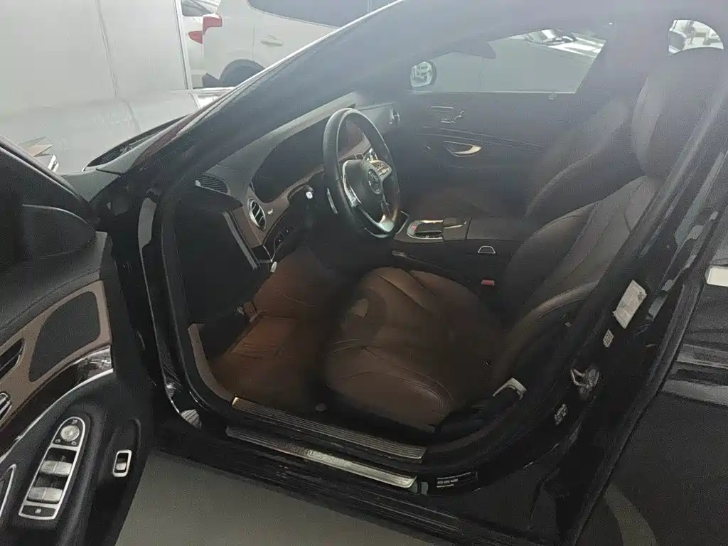 Mercedes-Benz S-Class — миниатюра 12