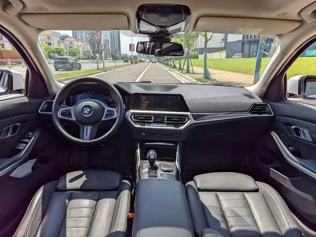 BMW 3 Series — миниатюра 8