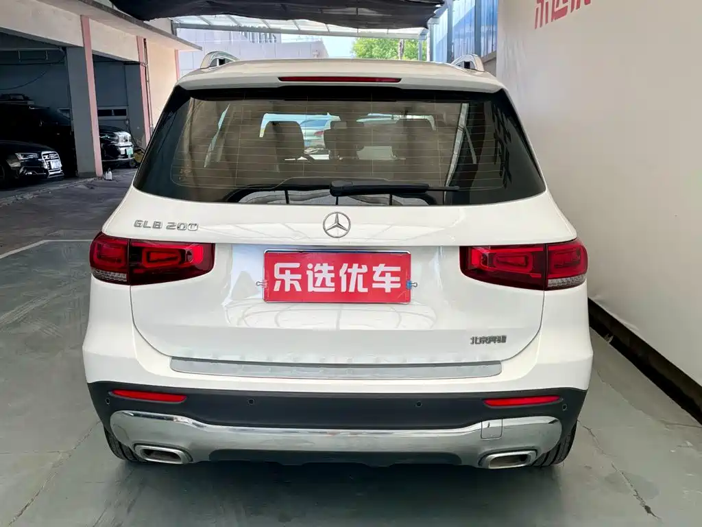 Mercedes-Benz GLB — миниатюра 4
