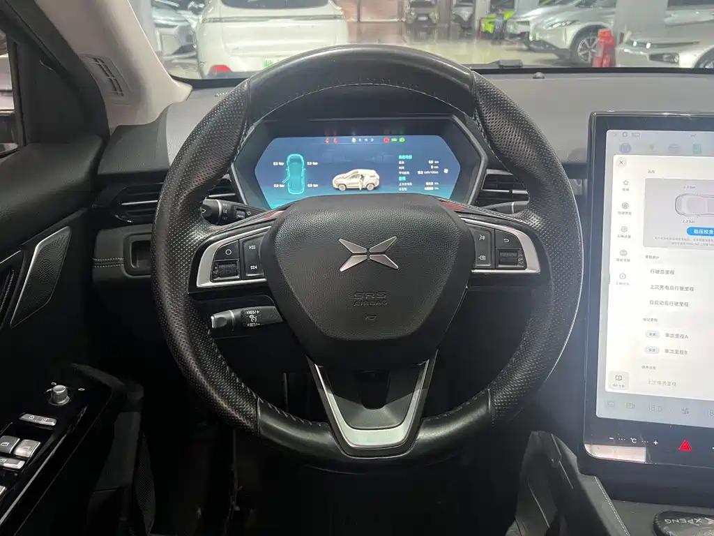 XPeng G3 — миниатюра 10