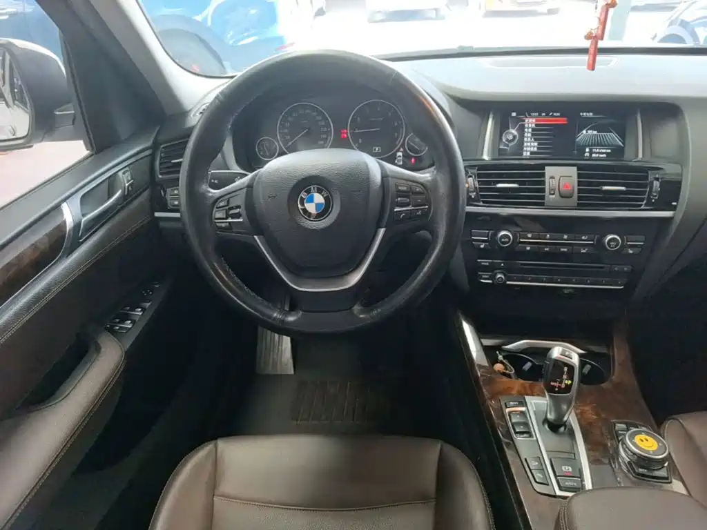 BMW X3 (Import) — миниатюра 11