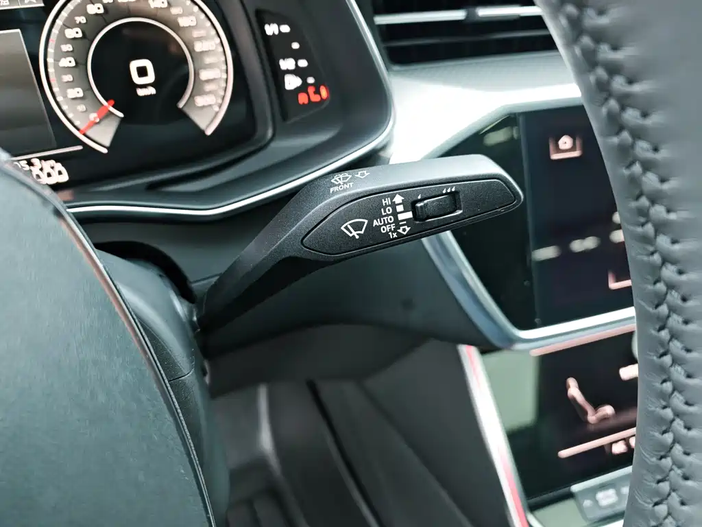 Audi A6L 2021 40 TFSI Luxury