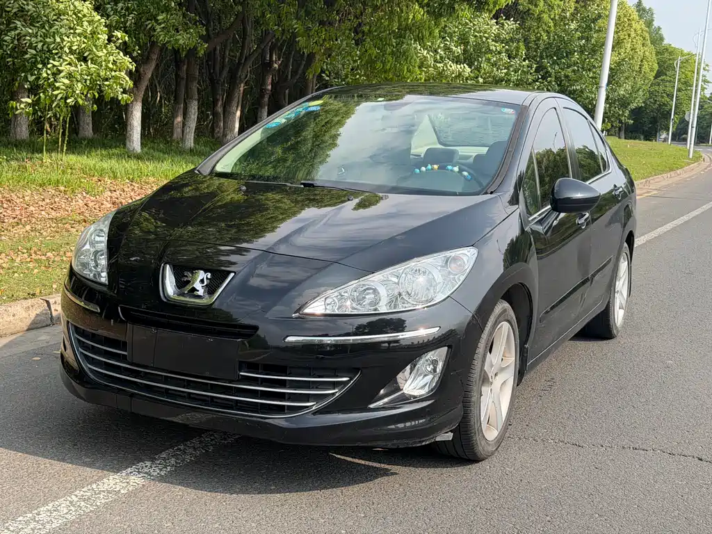 Peugeot 408 2012