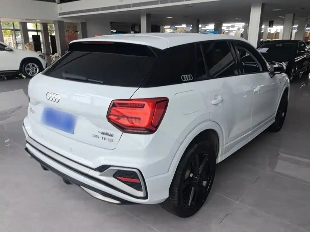 Audi Q2L — миниатюра 7