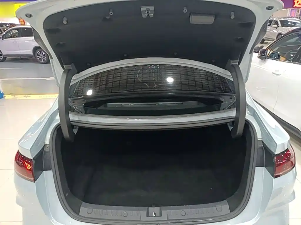 BYD Qin L — миниатюра 19