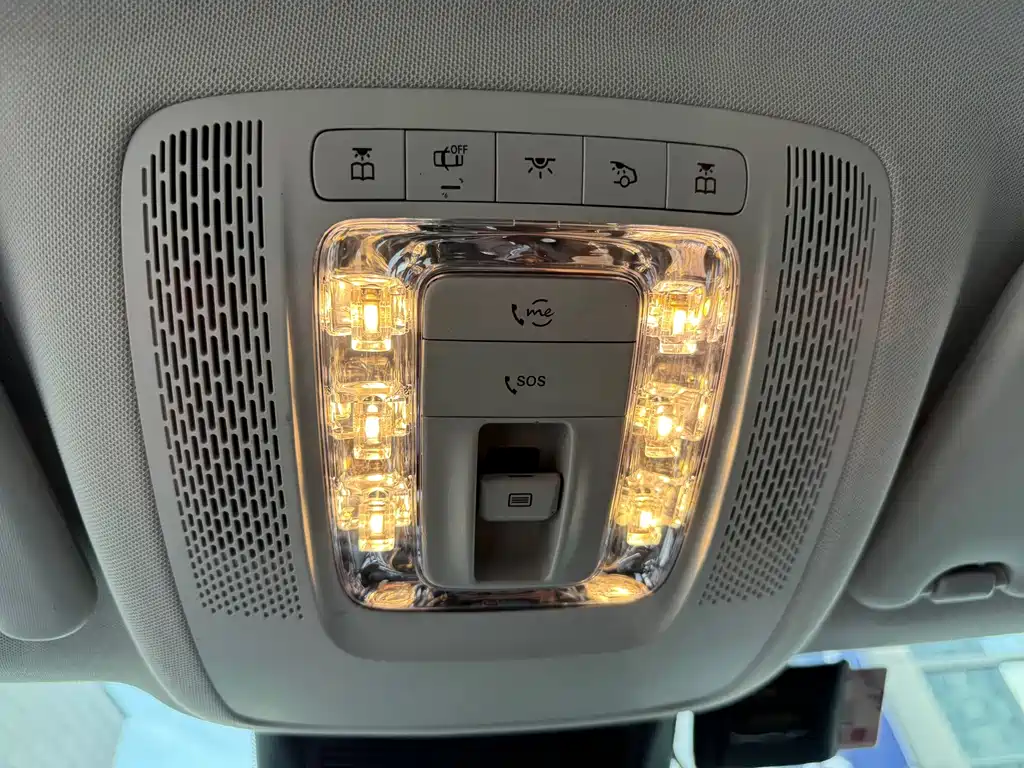 Mercedes-Benz GLE (Import) — миниатюра 35