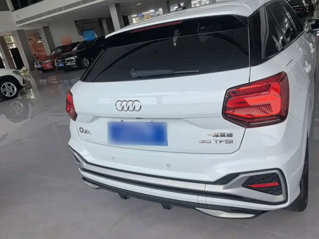 Audi Q2L — миниатюра 6
