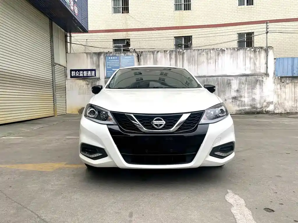 Nissan Tiida 2021 1.6L CVT