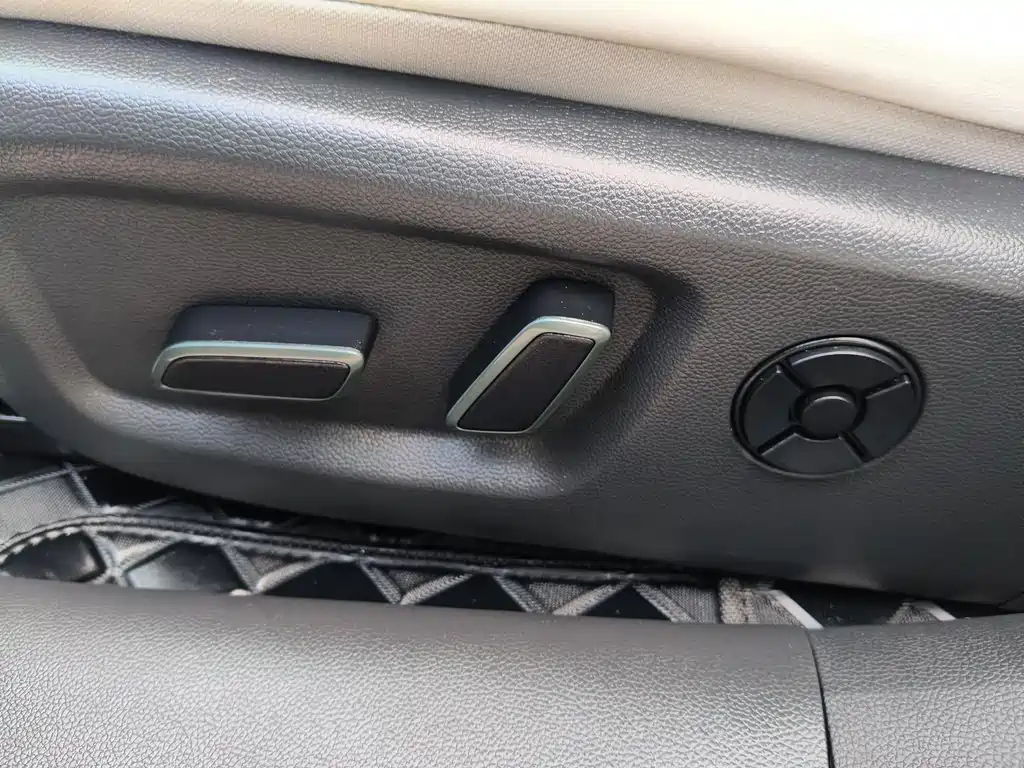 Nissan N7 — миниатюра 4