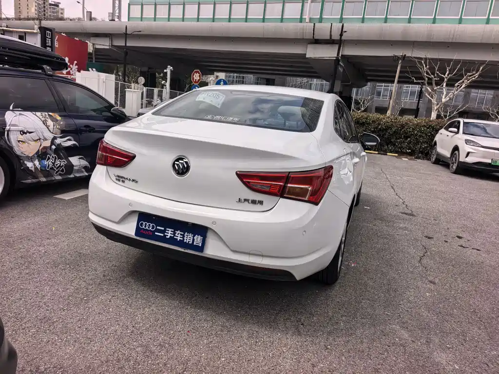 Buick Verano — миниатюра 6