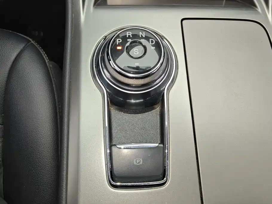 Ford Mondeo — миниатюра 16