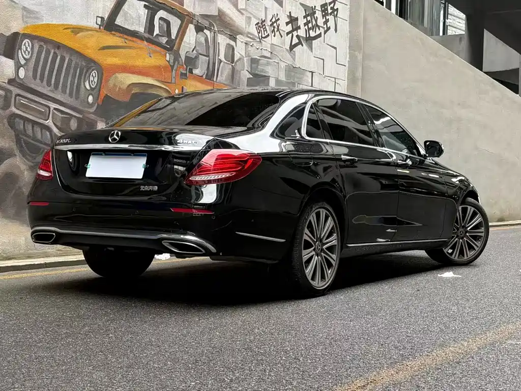 Mercedes-Benz E-Class E 2019 E 320 L 4MATIC