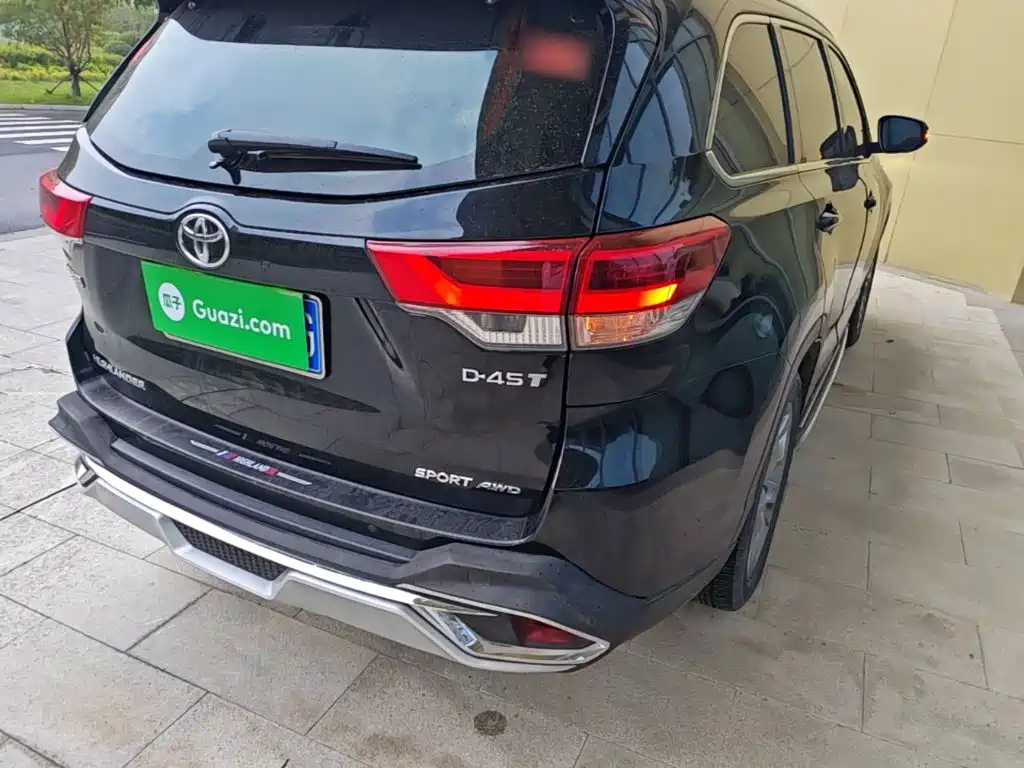 Toyota Highlander — миниатюра 8
