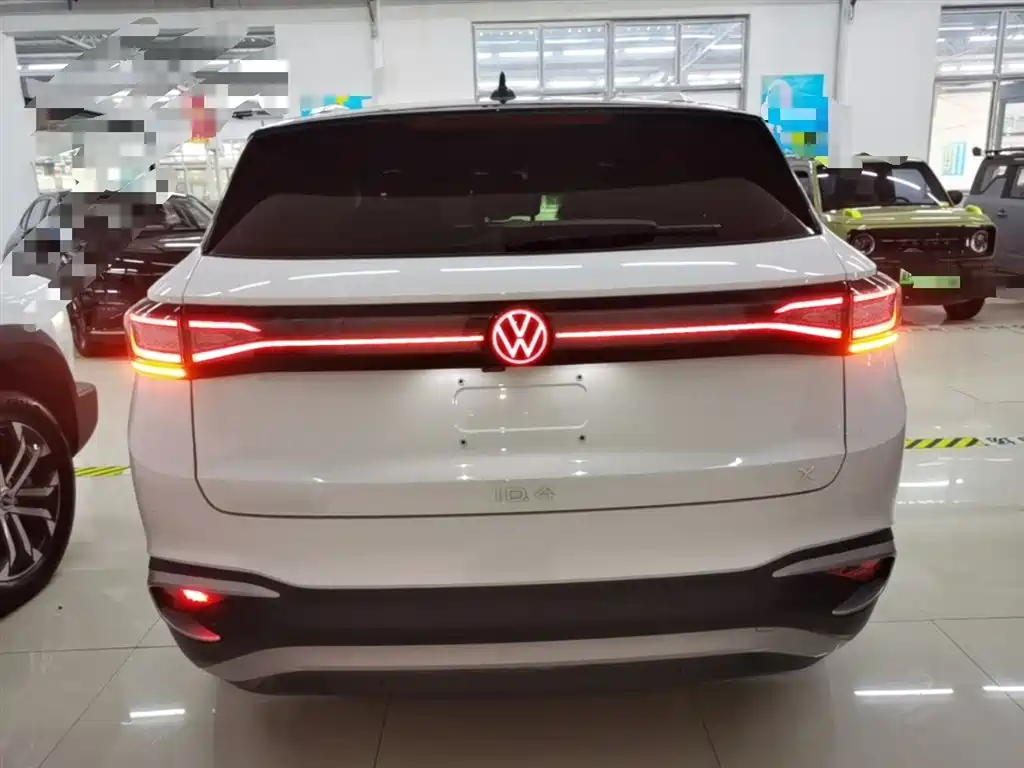 Volkswagen ID.4 X 2025 Smart