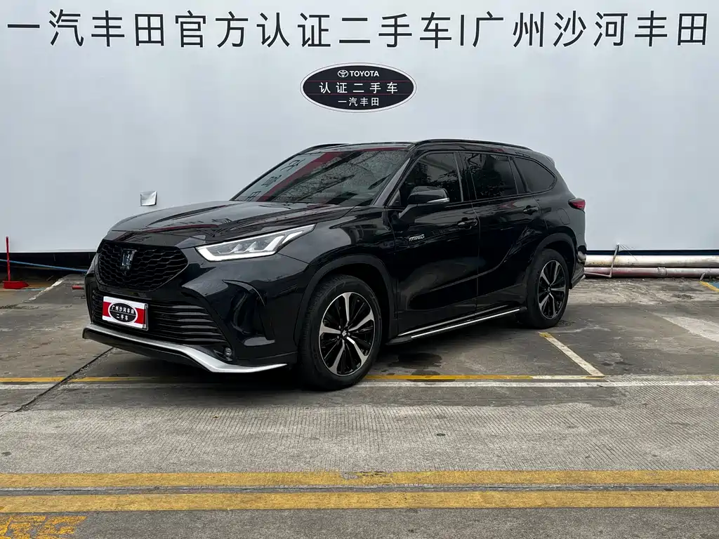 Toyota Crown Kluger 2021
