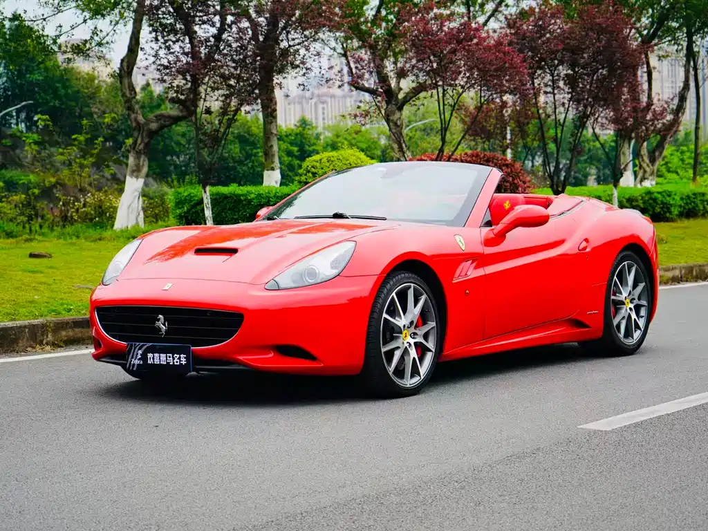 Ferrari California T 2011