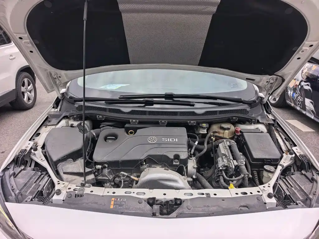 Buick Verano — миниатюра 18