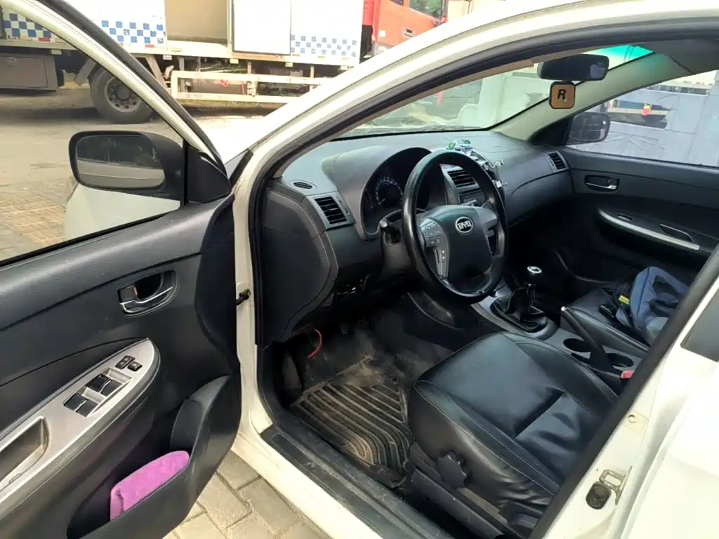 BYD L3 — миниатюра 16