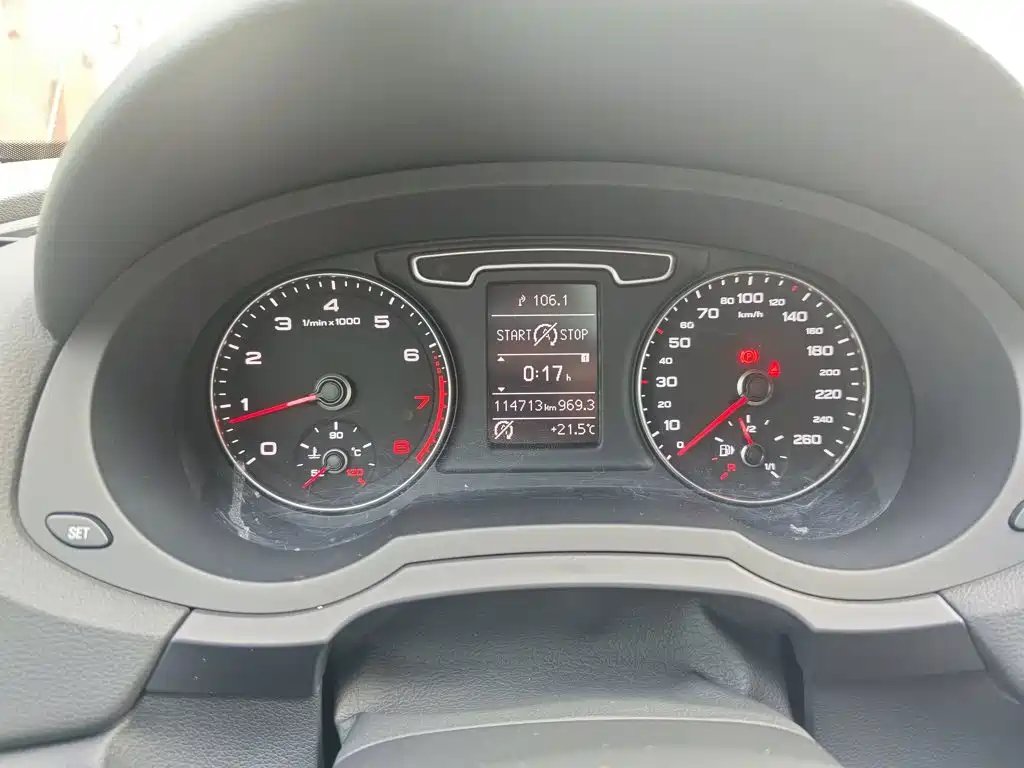 Audi Q3 — миниатюра 12