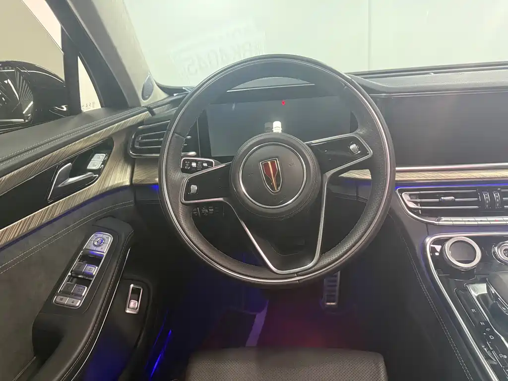 Hongqi H9 2022 3.0T мест