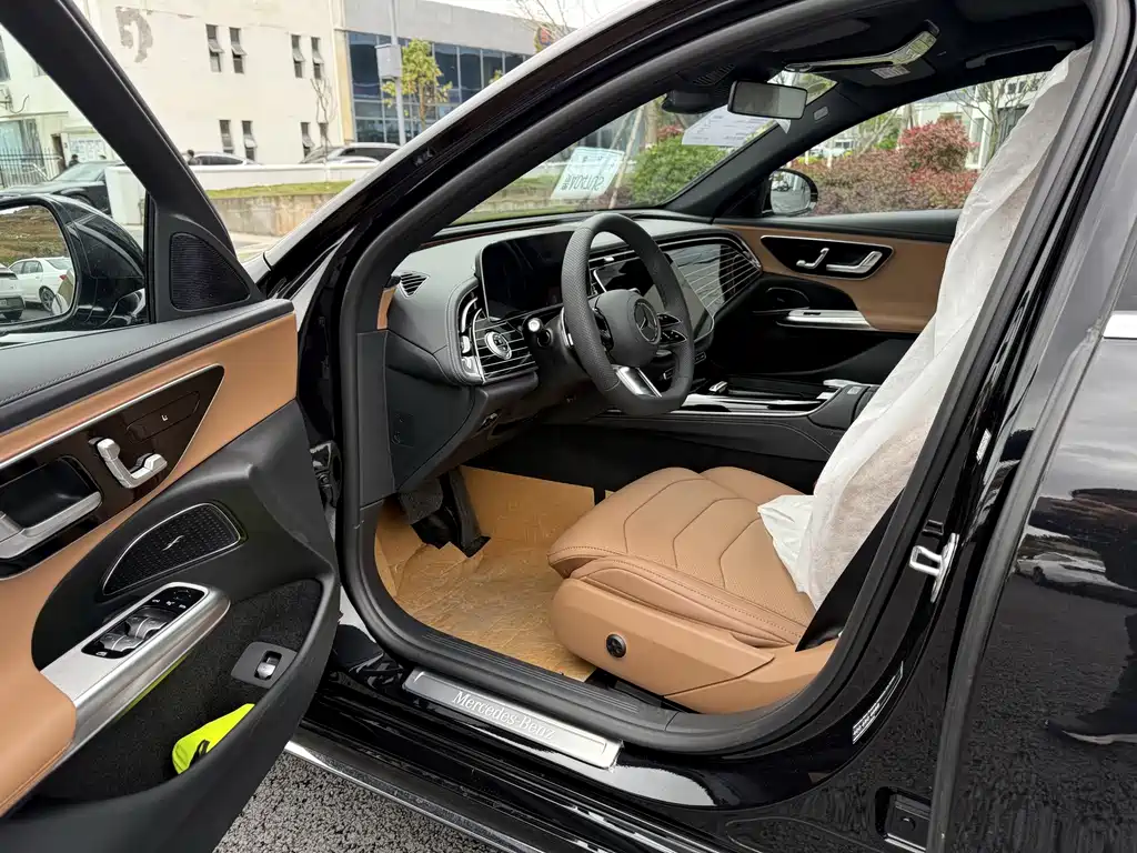 Mercedes-Benz E-Class E 2025 E 260 L Sport