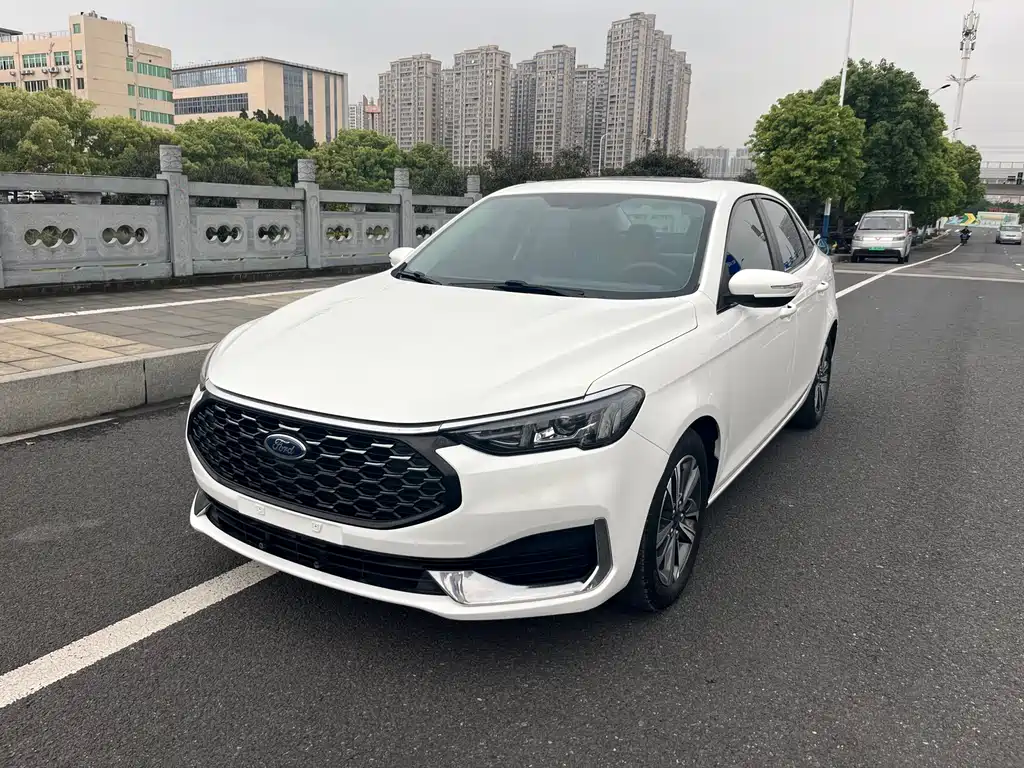 Ford Escort 2021