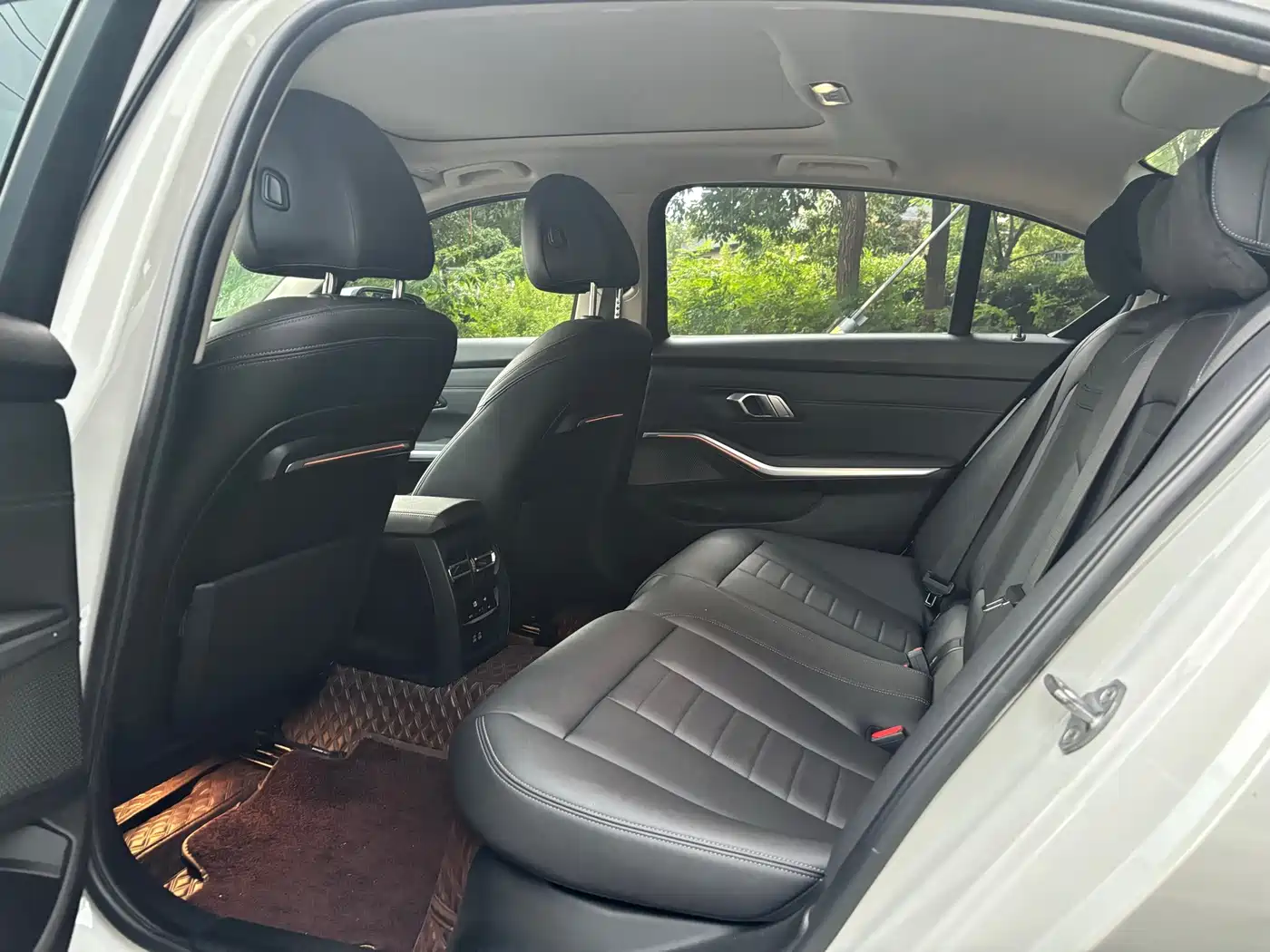 BMW 3 series id 4669464 из Китая 14