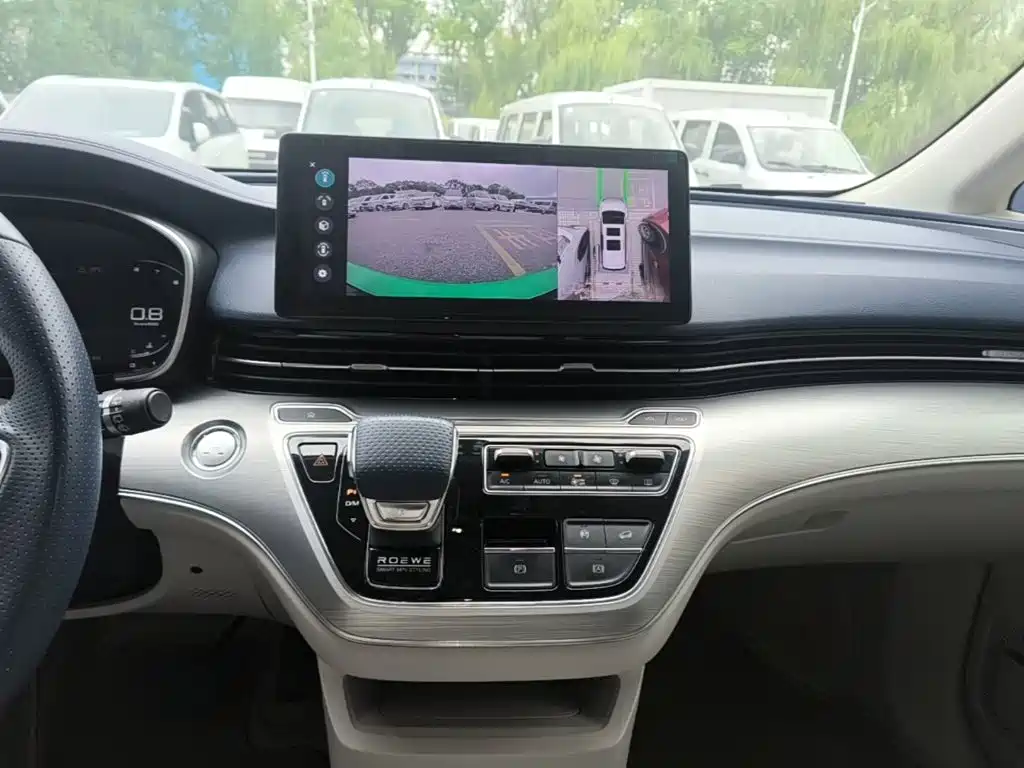 Roewe iMAX8 — миниатюра 13
