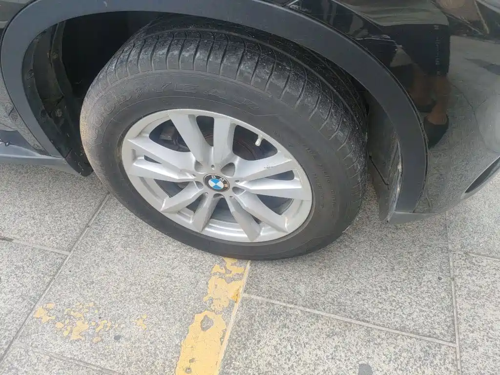 BMW X5 (Import) — миниатюра 8