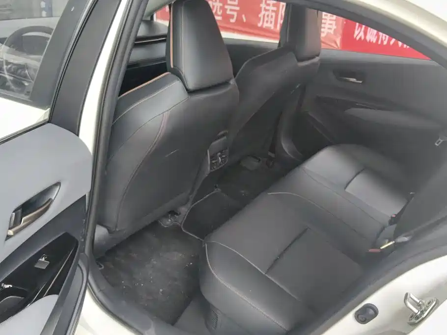 Toyota Corolla — миниатюра 11