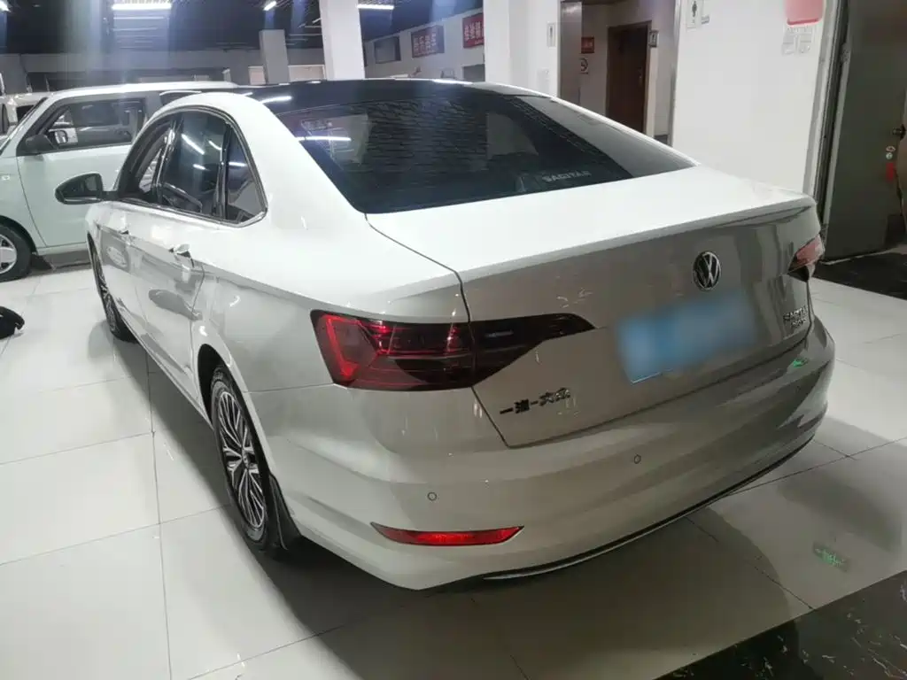 Volkswagen Sagitar — миниатюра 5