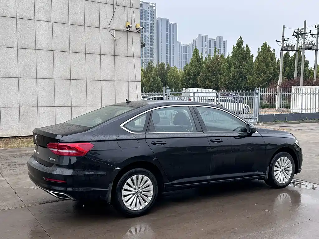 Volkswagen Lavida — миниатюра 6