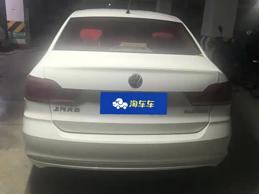 Volkswagen Santana — миниатюра 4