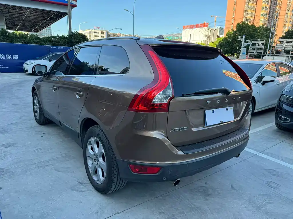 Volvo XC60 (Import) T6 R-Design Individual Sport Edition, фото 4