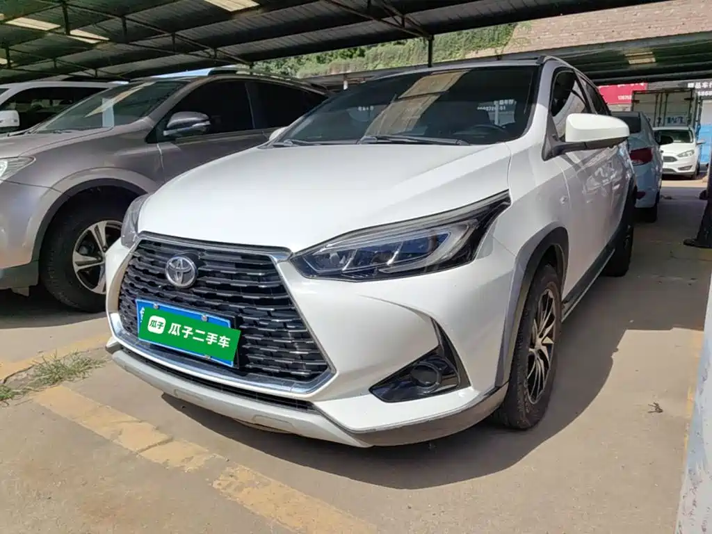 Toyota Yaris L — миниатюра 2